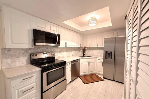 Condominio en venta en Safety Harbor, Florida, 2 dormitorios, 81.75 m2 № 2200446 - foto 3