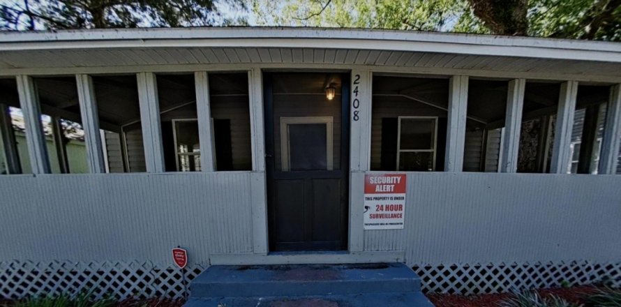 House in Jacksonville, Florida 4 bedrooms, 100.33 sq.m. № 767828