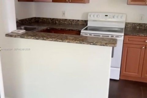 Appartement à louer à Miami, Floride: 1 chambre № 1995988 - photo 3