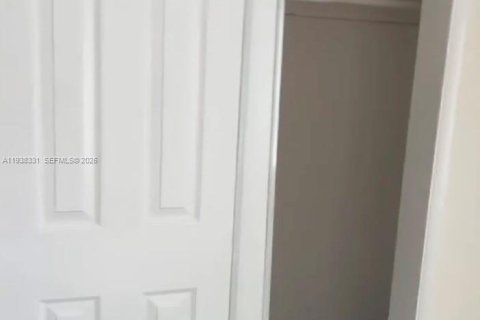 Appartement à louer à Miami, Floride: 1 chambre № 1995988 - photo 10