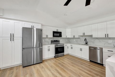 Villa ou maison à vendre à Vero Beach, Floride: 3 chambres, 167.87 m2 № 2087615 - photo 8