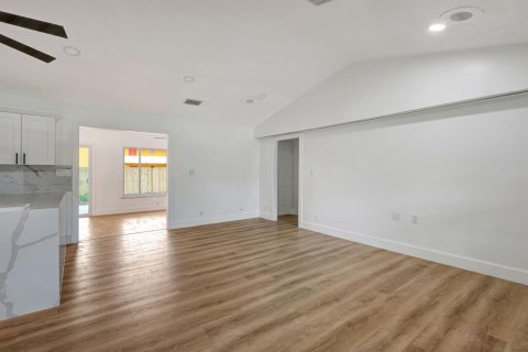 Villa ou maison à vendre à Vero Beach, Floride: 3 chambres, 167.87 m2 № 2087615 - photo 10