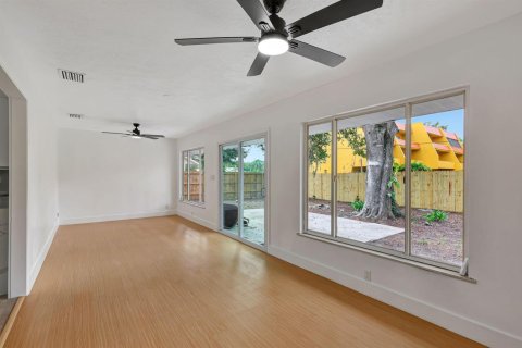 Villa ou maison à vendre à Vero Beach, Floride: 3 chambres, 167.87 m2 № 2087615 - photo 6