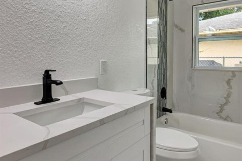 Villa ou maison à vendre à Vero Beach, Floride: 3 chambres, 167.87 m2 № 2087615 - photo 4
