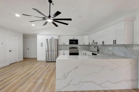 Villa ou maison à vendre à Vero Beach, Floride: 3 chambres, 167.87 m2 № 2087615 - photo 9