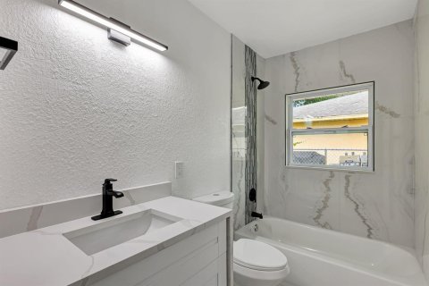 Villa ou maison à vendre à Vero Beach, Floride: 3 chambres, 167.87 m2 № 2087615 - photo 5