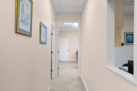 Immobilier commercial à vendre à Clearwater, Floride: 88.26 m2 № 2144130 - photo 6