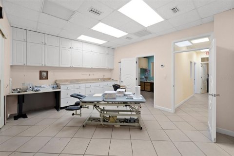 Immobilier commercial à vendre à Clearwater, Floride: 88.26 m2 № 2144130 - photo 13