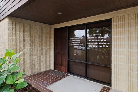 Immobilier commercial à vendre à Clearwater, Floride: 88.26 m2 № 2144130 - photo 2