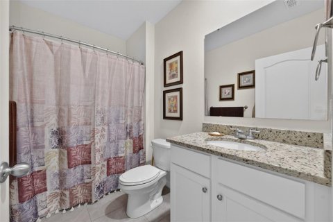 House in Sanford, Florida 4 bedrooms, 171.5 sq.m. № 2406765 - photo 22