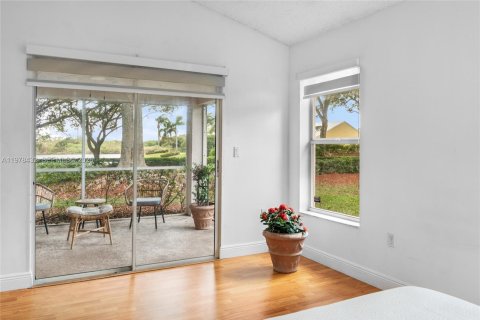 House in Homestead, Florida 3 bedrooms, 143.35 sq.m. № 2042098 - photo 7