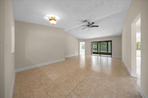Duplex in Dunnellon, Florida 3 bedrooms, 128.21 sq.m. № 2239109 - photo 10