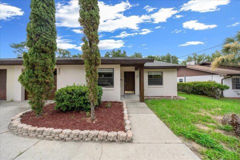 Duplex in Dunnellon, Florida 3 bedrooms, 128.21 sq.m. № 2239109