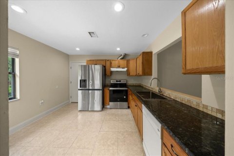 Duplex in Dunnellon, Florida 3 bedrooms, 128.21 sq.m. № 2239109 - photo 7