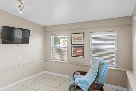 House in Port Charlotte, Florida 3 bedrooms, 81.2 sq.m. № 1780824 - photo 18