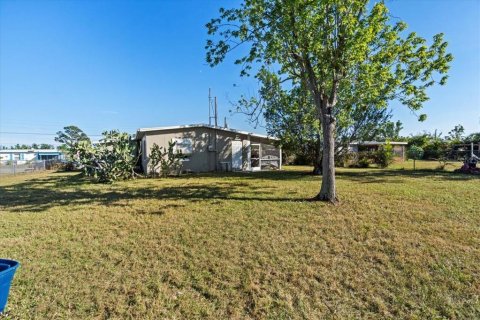 House in Port Charlotte, Florida 3 bedrooms, 81.2 sq.m. № 1780824 - photo 3