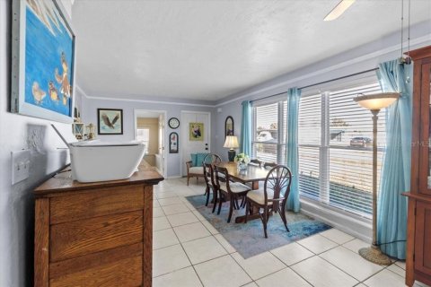 House in Port Charlotte, Florida 3 bedrooms, 81.2 sq.m. № 1780824 - photo 13
