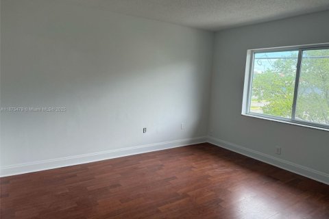 Apartamento en alquiler en Hollywood, Florida, 1 dormitorio, 54.81 m2 № 1930678 - foto 7