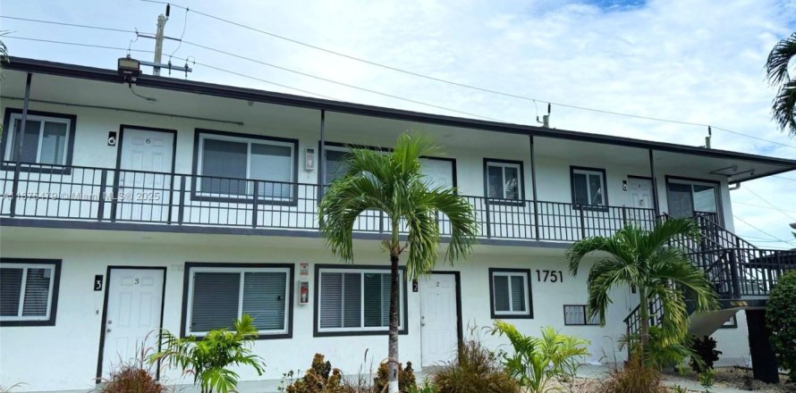 Apartamento en Hollywood, Florida 1 dormitorio, 54.81 m2 № 1930678