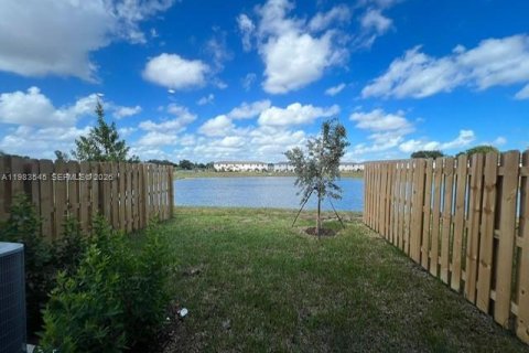 Villa ou maison à louer à Miami, Floride: 3 chambres, 149.76 m2 № 2056748 - photo 3