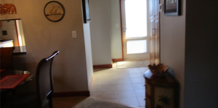 Condo in Hallandale Beach, Florida, 1 bedroom № 1159895