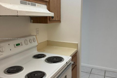 Condominio en venta en West Palm Beach, Florida, 1 dormitorio, 66.89 m2 № 1870068 - foto 4