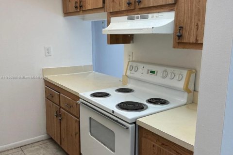 Condominio en venta en West Palm Beach, Florida, 1 dormitorio, 66.89 m2 № 1870068 - foto 5