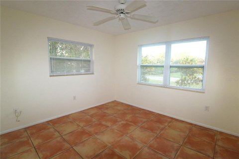 House in Sarasota, Florida 2 bedrooms, 109.07 sq.m. № 1872865 - photo 8