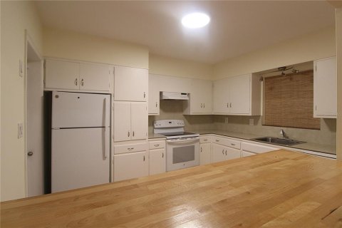 House in Sarasota, Florida 2 bedrooms, 109.07 sq.m. № 1872865 - photo 3