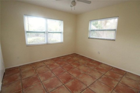House in Sarasota, Florida 2 bedrooms, 109.07 sq.m. № 1872865 - photo 12