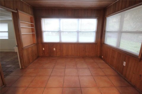 House in Sarasota, Florida 2 bedrooms, 109.07 sq.m. № 1872865 - photo 14