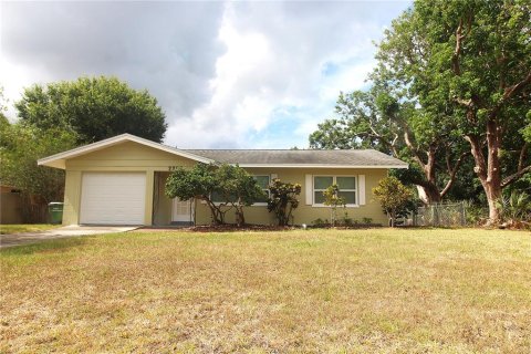 House in Sarasota, Florida 2 bedrooms, 109.07 sq.m. № 1872865 - photo 1