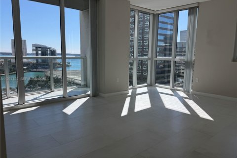 Condominio en alquiler en Miami, Florida, 2 dormitorios, 106.47 m2 № 2011210 - foto 7