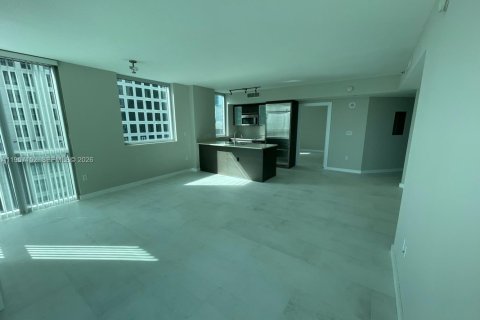 Condominio en alquiler en Miami, Florida, 2 dormitorios, 106.47 m2 № 2011210 - foto 6