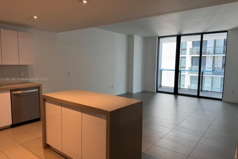 Condominio en venta en Miami, Florida, 1 dormitorio, 69.86 m2 № 2077320 - foto 5