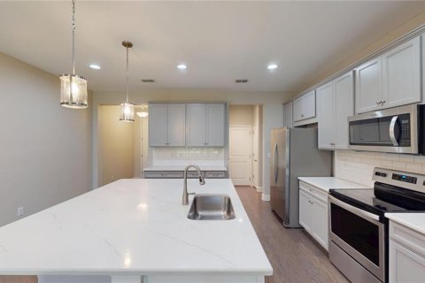 Touwnhouse à louer à Tampa, Floride: 3 chambres, 159.42 m2 № 2388770 - photo 11