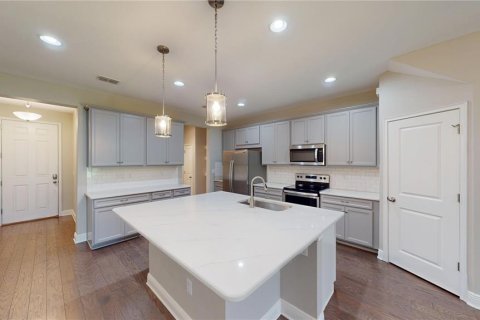Touwnhouse à louer à Tampa, Floride: 3 chambres, 159.42 m2 № 2388770 - photo 5