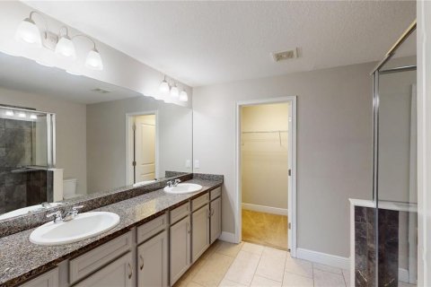 Touwnhouse à louer à Tampa, Floride: 3 chambres, 159.42 m2 № 2388770 - photo 23