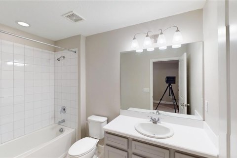 Touwnhouse à louer à Tampa, Floride: 3 chambres, 159.42 m2 № 2388770 - photo 27