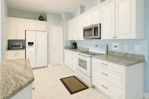 Villa ou maison à vendre à Deltona, Floride: 3 chambres, 172.8 m2 № 1788160 - photo 6