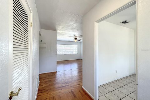 Casa en venta en Maitland, Florida, 4 dormitorios, 146.69 m2 № 1780693 - foto 4