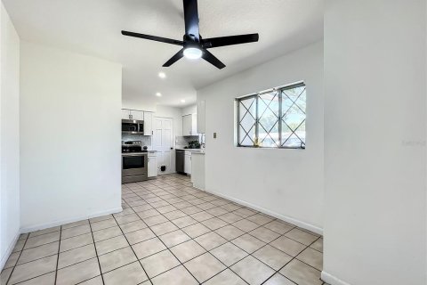 Casa en venta en Maitland, Florida, 4 dormitorios, 146.69 m2 № 1780693 - foto 7