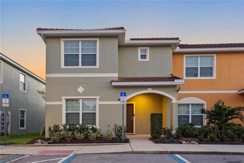Townhouse in Kissimmee, Florida 5 bedrooms, 188.03 sq.m. № 2199657
