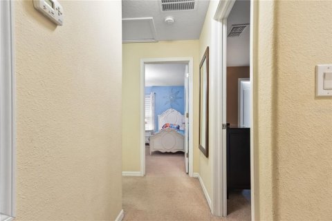 Снять в аренду таунхаус в Киссимми, Флорида 13 комнат, 188.03м2, № 2199657 - фото 12