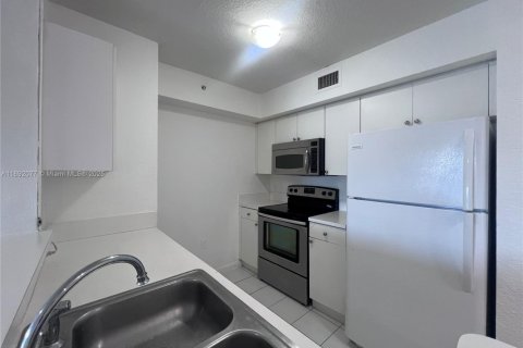 Apartment in Homestead, Florida 2 bedrooms, 83.15 sq.m. № 1944165 - photo 6