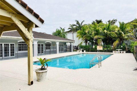 Apartment in Homestead, Florida 2 bedrooms, 83.15 sq.m. № 1944165 - photo 27