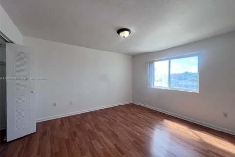 Apartment in Homestead, Florida 2 bedrooms, 83.15 sq.m. № 1944165 - photo 10