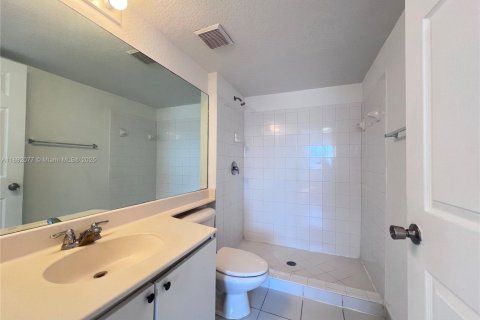 Apartment in Homestead, Florida 2 bedrooms, 83.15 sq.m. № 1944165 - photo 13