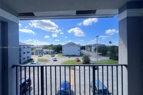 Apartment in Homestead, Florida 2 bedrooms, 83.15 sq.m. № 1944165 - photo 17