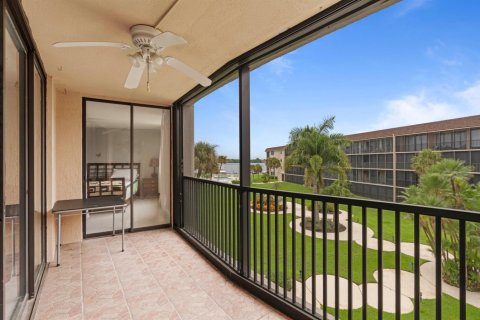 Copropriété à louer à Boynton Beach, Floride: 2 chambres, 125.23 m2 № 2385495 - photo 7